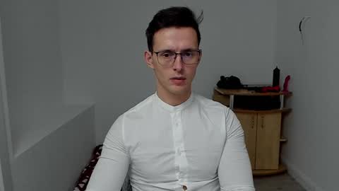 Snapshot of sexxymuscles4u chatting on 12/12/24, 01:06 Sexxymuscles4U online show from 12/12/24, 01:06