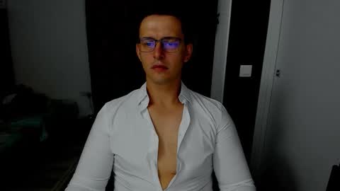 Snapshot of sexxymuscles4u chatting on 10/02/25, 05:58 Sexxymuscles4U online show from 10/02/25, 05:58