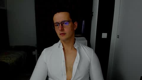 Sexxymuscles4U online show from 11/18/25, 10:31