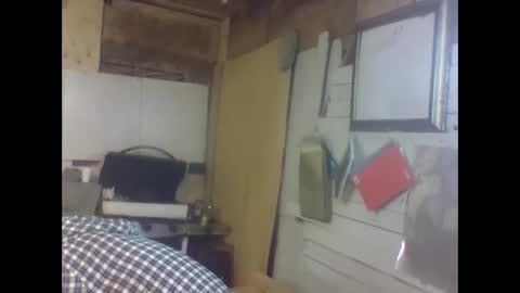 Snapshot of sexy15802 chatting on 12/15/24, 12:17 sexy15802 online show from 12/15/24, 12:17