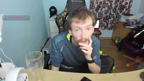 Snapshot of sexy432629 chatting on 01/06/25, 08:39 evry tip help me to buy a new car 111-1111-111111 tk online show from 01/06/25, 08:39