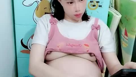 Snapshot of sexy8685 chatting on 04/06/26, 04:46 sexy8685 online show from 04/06/26, 04:46