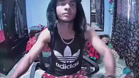 Snapshot of sexy_0boy chatting on 02/28/26, 02:40 Sebastian online show from 02/28/26, 02:40