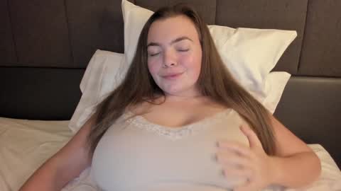 Hello dear. I will be glad to meet you.  see you soon. online show from 12/06/24, 01:51