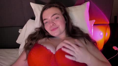 Hello dear. I will be glad to meet you.  see you soon. online show from 01/01/25, 12:22