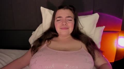 Hello dear. I will be glad to meet you.  see you soon. online show from 01/02/25, 12:34