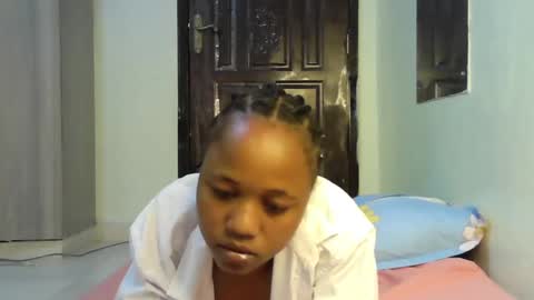 Ariana online show from 01/29/25, 03:22