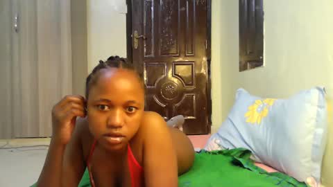 Ariana online show from 01/30/25, 03:44