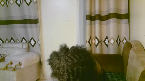 Ariana online show from 11/16/25, 08:25