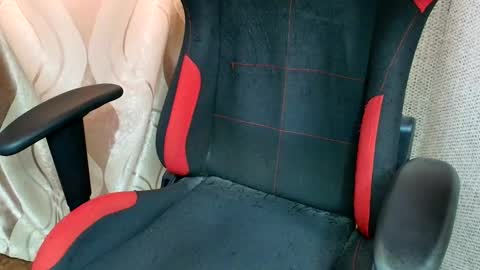 Jessica  Face only in pvt or in snapchat Dont ask more.... online show from 02/08/26, 11:24