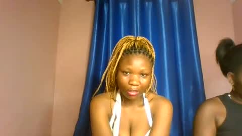 Snapshot of sexy_bellah1 chatting on 06/09/26, 08:31 bellah online show from 06/09/26, 08:31