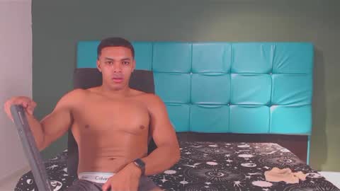 sexy_bigcock01 online show from 01/29/25, 12:13