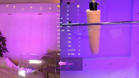 Lina online show from 01/31/25, 01:01