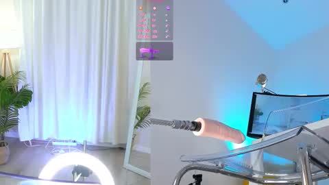 Snapshot of sexy_blonde_doll chatting on 11/15/25, 11:54 Lina online show from 11/15/25, 11:54