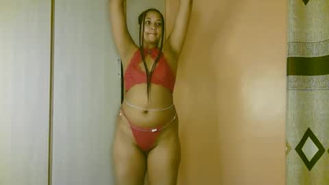 Snapshot of sexy_bluegirl chatting on 09/15/25, 03:28 sexy_bluegirl online show from 09/15/25, 03:28