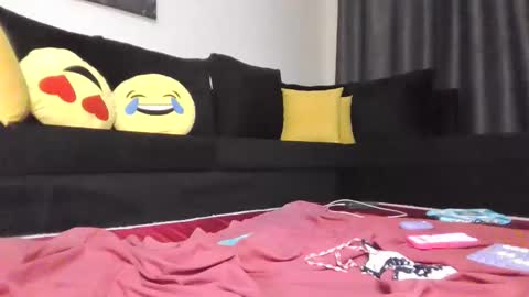 Snapshot of sexy_boobs23 chatting on 10/11/25, 10:08 liya online show from 10/11/25, 10:08