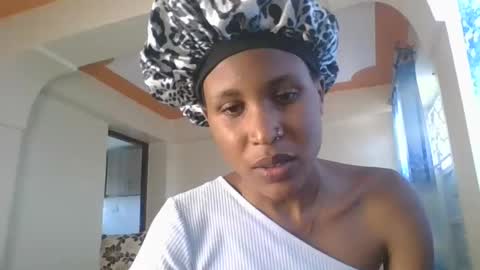 Snapshot of sexy_browniexx chatting on 01/14/25, 10:59 brownie online show from 01/14/25, 10:59