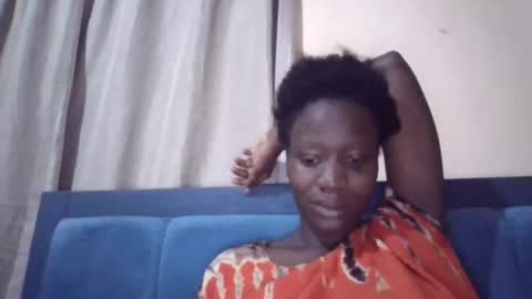 Snapshot of sexy_butty01 chatting on 12/13/25, 08:04 sexy_butty01 online show from 12/13/25, 08:04