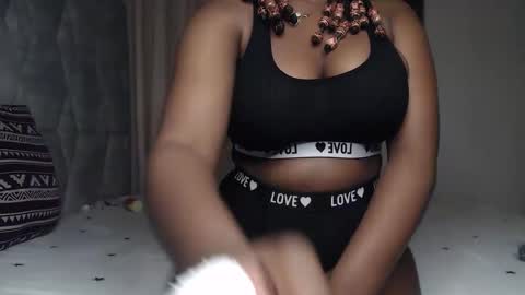 Snapshot of sexy_chocolata chatting on 11/26/25, 01:34 chocolata online show from 11/26/25, 01:34