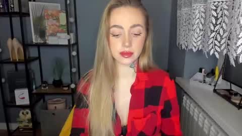 C o r a l i e online show from 12/11/24, 07:31
