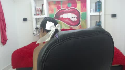 Snapshot of sexy_couple_14 chatting on 01/28/25, 07:32 juan maria online show from 01/28/25, 07:32