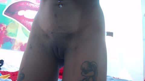 Snapshot of sexy_couple_14 chatting on 02/01/25, 01:23 juan maria online show from 02/01/25, 01:23