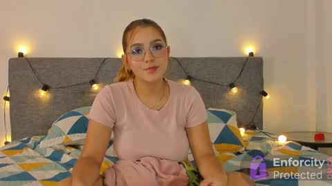 sexy_couple_xx1 online show from 03/04/26, 10:27