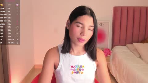 Snapshot of sexy_dreams19 chatting on 01/29/25, 02:51 My name is Keyty H. Welcome  online show from 01/29/25, 02:51