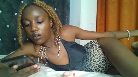 sexy_ebony_nica online show from 01/31/25, 03:00