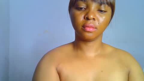 Snapshot of sexy_ebonygirl0 chatting on 10/28/25, 03:43 sexy ebonygirl0 online show from 10/28/25, 03:43
