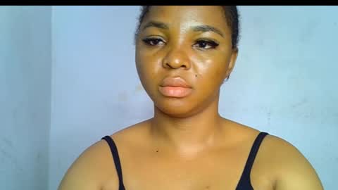 Snapshot of sexy_ebonygirl_ chatting on 10/11/25, 08:35 Clara online show from 10/11/25, 08:35