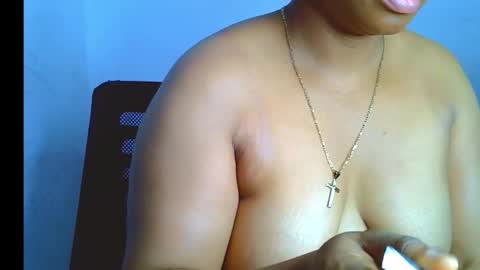 Clara online show from 12/05/25, 05:42