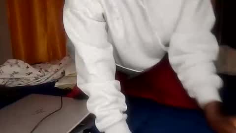 Snapshot of sexy_esther92 chatting on 02/15/26, 08:38 sexy_esther92 online show from 02/15/26, 08:38