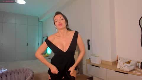 Snapshot of sexy_ev3lin chatting on 11/06/25, 03:46 Sexy Ev3lin online show from 11/06/25, 03:46