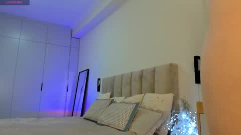 Snapshot of sexy_ev3lin chatting on 11/27/25, 04:53 Sexy Ev3lin online show from 11/27/25, 04:53