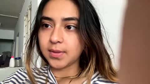 Snapshot of sexy_foxx_ chatting on 02/11/25, 01:20 Antonella online show from 02/11/25, 01:20