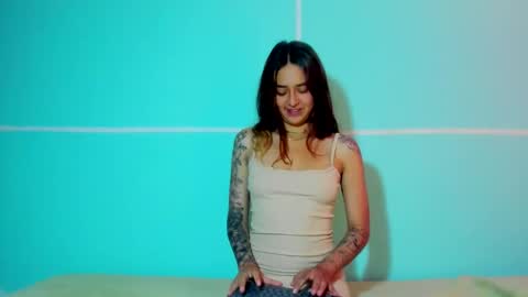 Snapshot of sexy_foxx_ chatting on 01/12/26, 06:13 Antonella online show from 01/12/26, 06:13