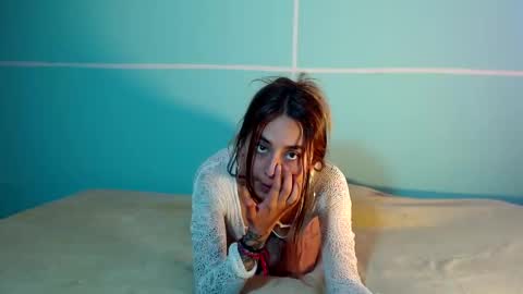 Snapshot of sexy_foxx_ chatting on 02/18/26, 09:00 Antonella online show from 02/18/26, 09:00