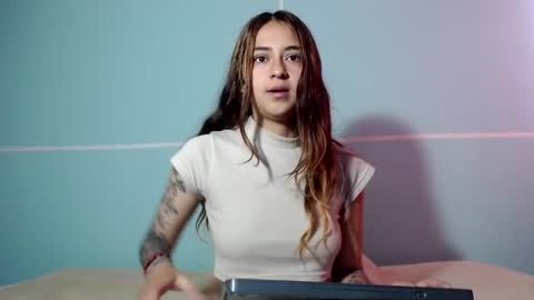 Snapshot of sexy_foxx_ chatting on 03/08/26, 01:15 Antonella online show from 03/08/26, 01:15