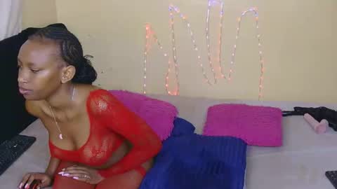 sexy_galfie01 online show from 10/24/25, 08:55