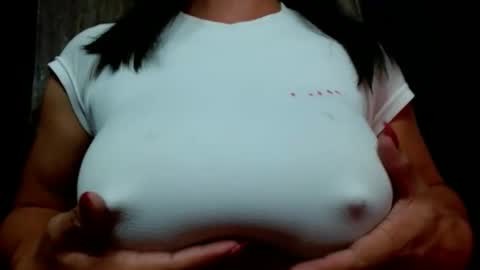 Snapshot of sexy_hot_asian1433 chatting on 04/10/26, 09:08 jasmin online show from 04/10/26, 09:08