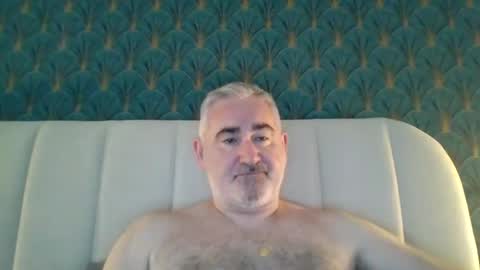 Snapshot of sexy_italiandaddy chatting on 05/31/26, 06:42 Antonio online show from 05/31/26, 06:42