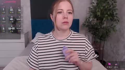 Snapshot of sexy_jenny18 chatting on 02/14/26, 08:22 Jennifer online show from 02/14/26, 08:22