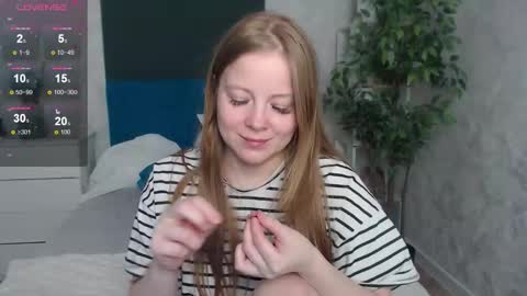 Snapshot of sexy_jenny18 chatting on 03/15/26, 07:58 Jennifer online show from 03/15/26, 07:58