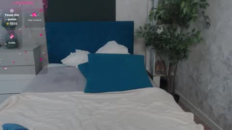 Snapshot of sexy_jenny18 chatting on 03/25/26, 09:59 Jennifer online show from 03/25/26, 09:59