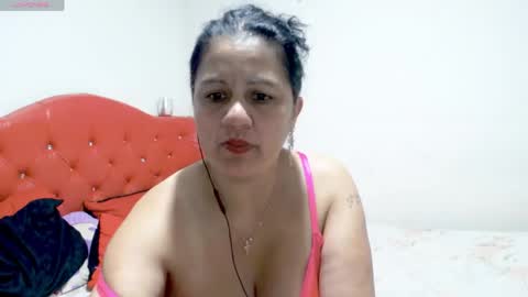Snapshot of sexy_jhoan77 chatting on 04/19/26, 01:21 Jhoan online show from 04/19/26, 01:21