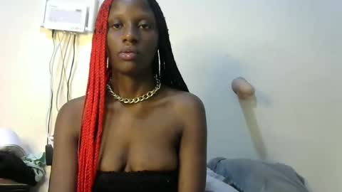 Snapshot of sexy_jojoh chatting on 12/17/24, 05:36 sexy jojoh online show from 12/17/24, 05:36