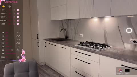 Kate online show from 10/22/25, 10:31