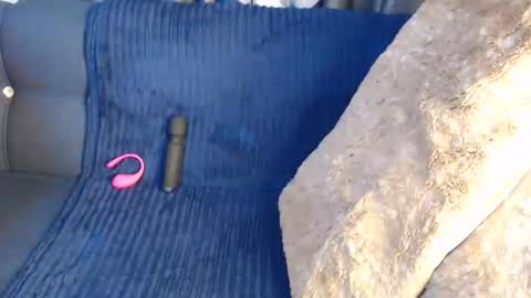 larisa online show from 12/20/24, 06:45