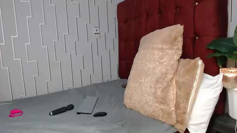 larisa online show from 02/07/25, 10:19